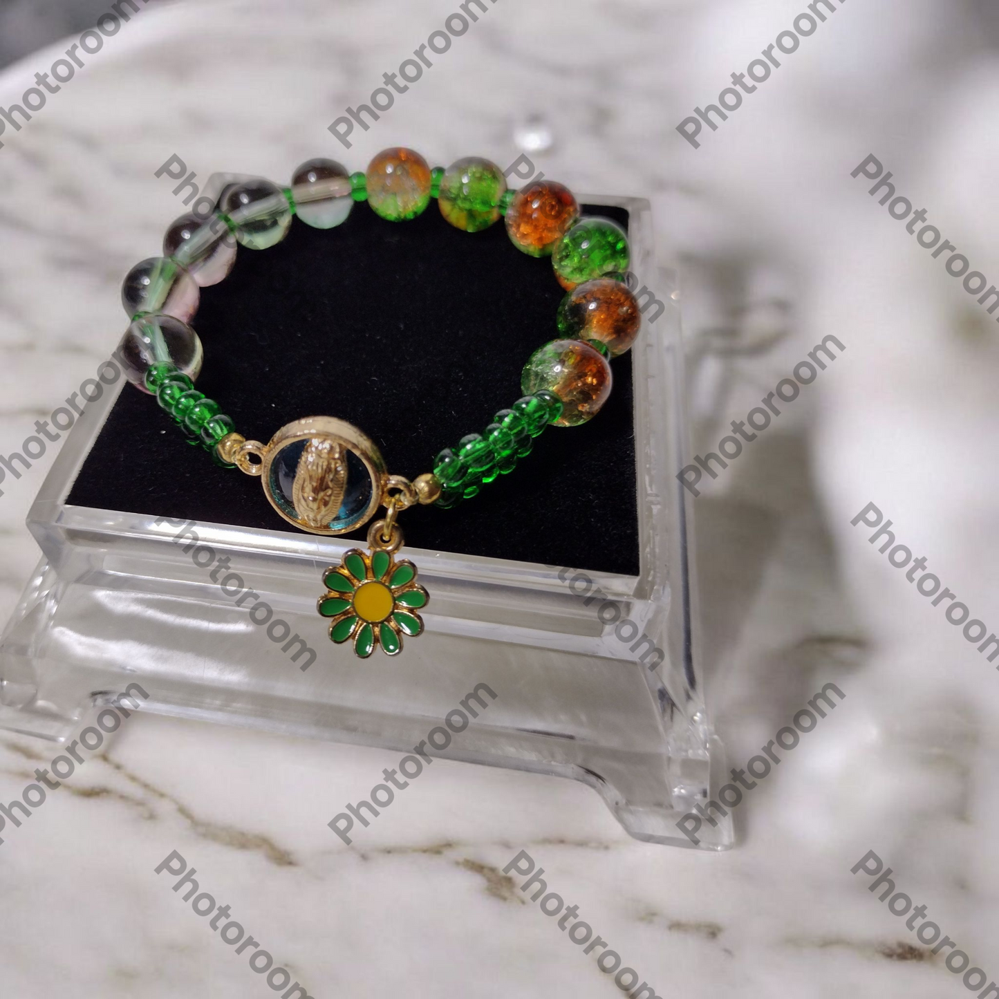 Green Virgin Mary Daisy Glass Bead Bracelet