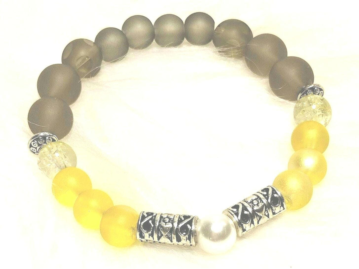 Elegant Unity Bracelet