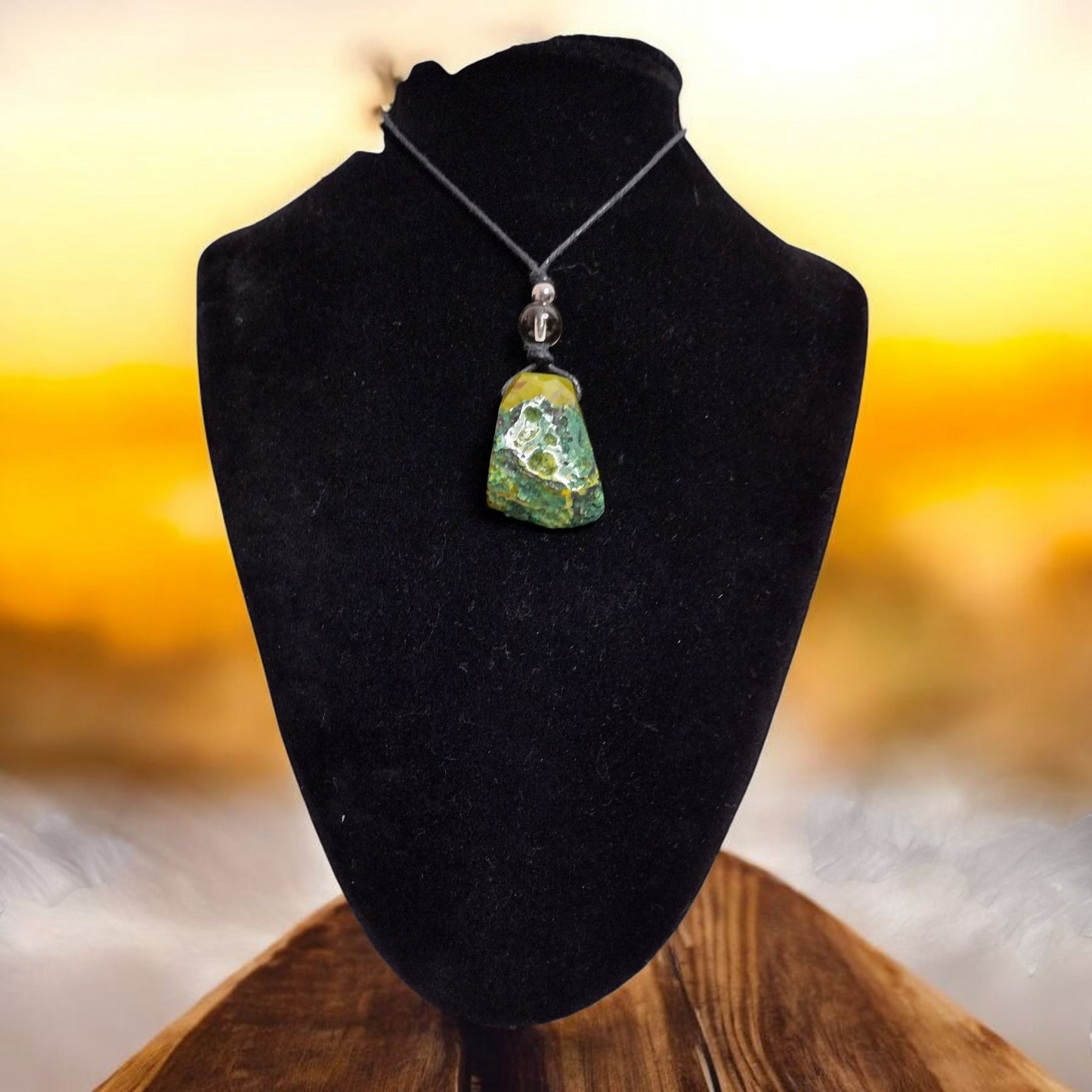 Forest Radiance Crackle Quartz Necklace