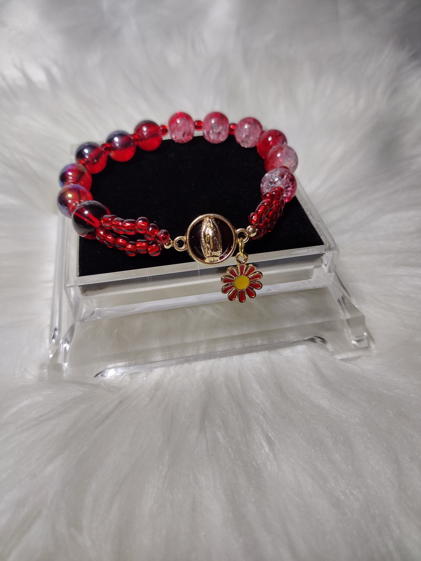 Red Virgin Mary  Daisy Glass Bead Bracelet