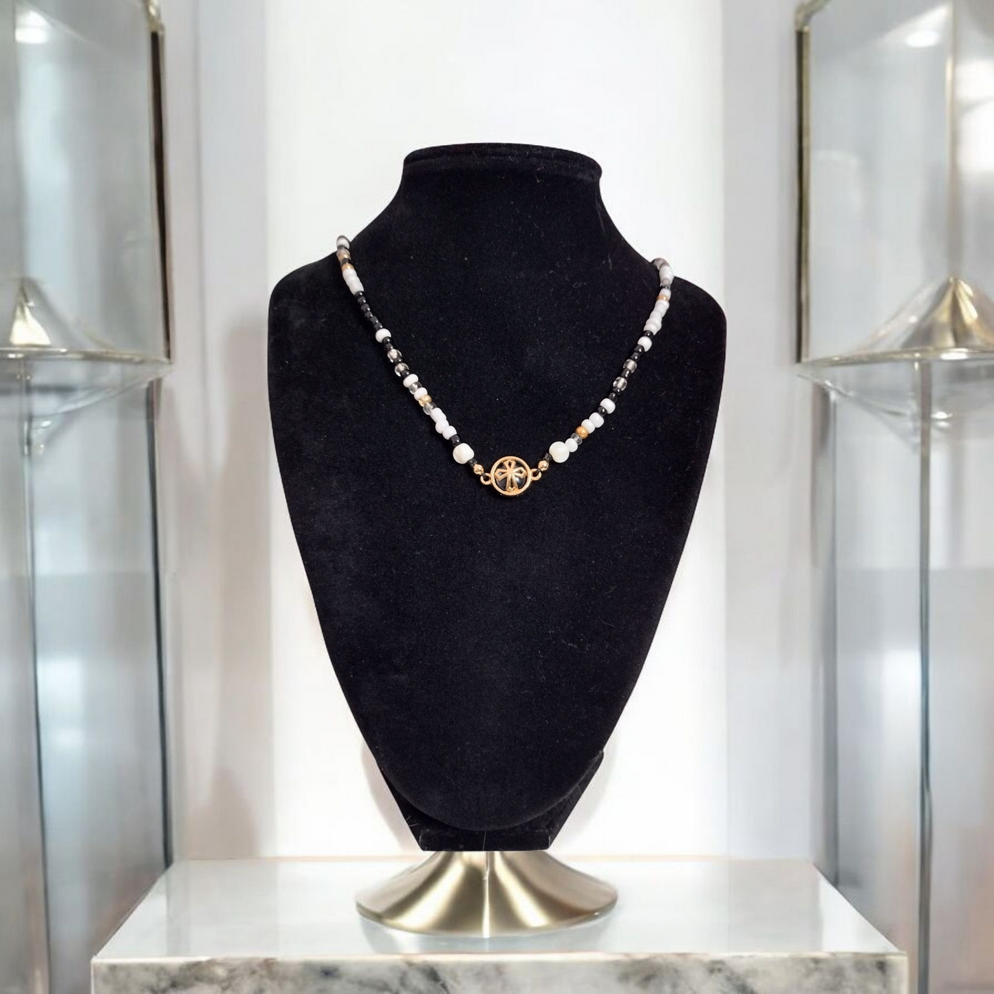 Christal Glass Choker Necklace