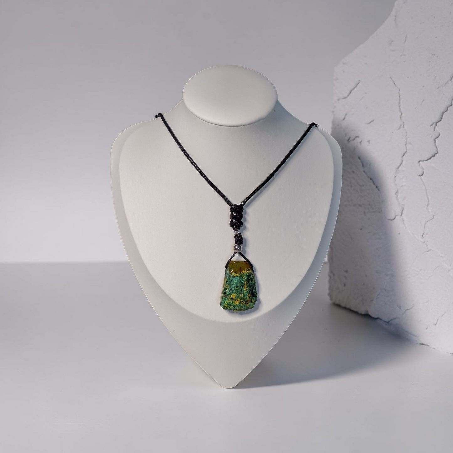 Forest Radiance Crackle Quartz Necklace